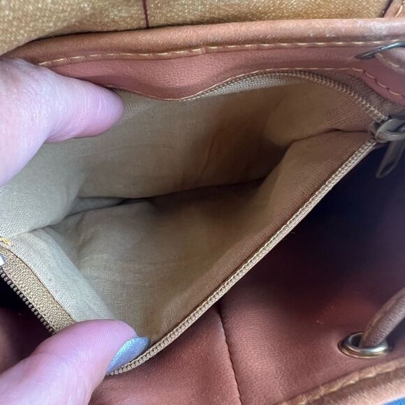 AUTHENTIC ALVIERO MARTINI BACKPACK - Picture 5 of 10